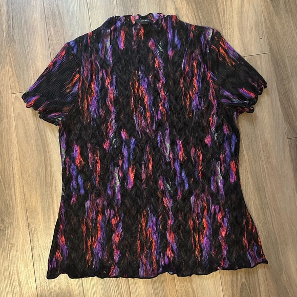 Pleated Crinkle Mock Neck Top - Picture 1 of 7